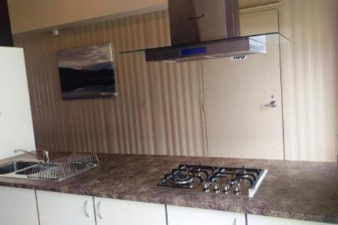 Khancoban Lakeside Caravan Park - Foster Accommodation 6