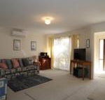 Holiday on the Water - Foster Accommodation