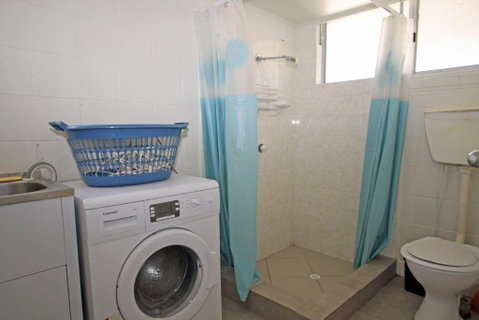 Unbeatable Waterfront Location - Foster Accommodation 2