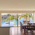 Unbeatable Waterfront Location - Foster Accommodation 0