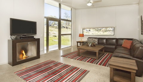Ecocrackenback 10 'Sustainable Chalet Close To The Slopes.' - Foster Accommodation 3