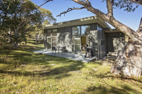 Ecocrackenback 10 'Sustainable Chalet Close To The Slopes.' - Foster Accommodation 0