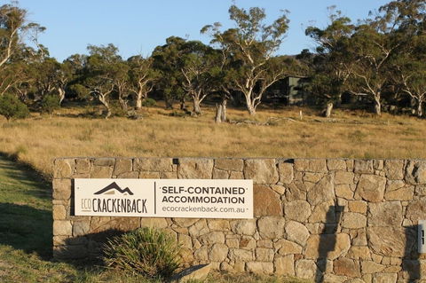 Ecocrackenback 16 'Sustainable Chalet Close To The Slopes.' - Foster Accommodation 0