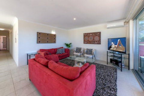Laman Lodge Unit 5 15 Laman Street - Foster Accommodation 0