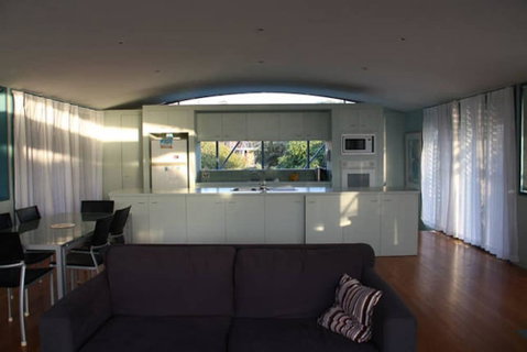 Beach House 2 - Tura Beach - Foster Accommodation 2