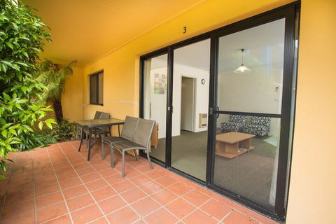 By The Sea 3 - Foster Accommodation 7