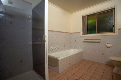 'Carnook House' Tura Beach - Foster Accommodation 3