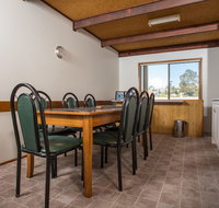 Fishermans Lodge - Foster Accommodation
