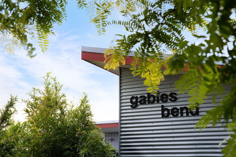 Gables Bend Spa Villa - Foster Accommodation 0