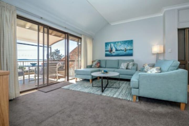 Nelson Bay NSW Foster Accommodation