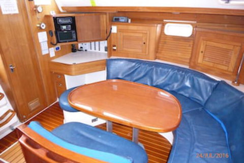 Sailtas - Sailing Charters To Bruny Island - Adults Only - Foster Accommodation 0