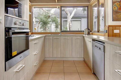 Edgar Oasis - Foster Accommodation 5