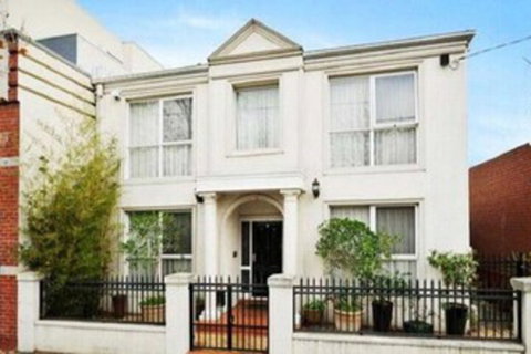 15 Charles Abbotsford Mansion - Hostel - Foster Accommodation 0