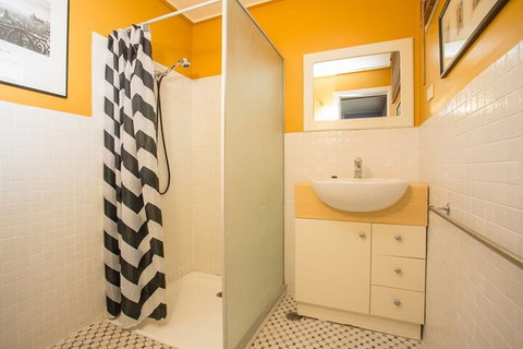 Banksia 7 Marine Parade - Foster Accommodation 1