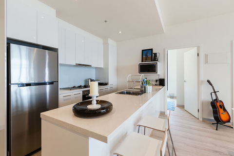 LENA, 2BDR Southbank Apartment - Foster Accommodation 3