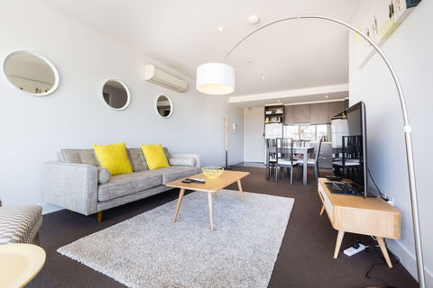 ERICA, 2BDR South Yarra Apartment - Foster Accommodation 4
