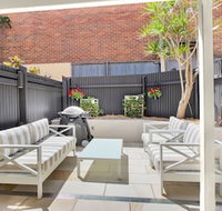 City Leafy Terrace - Foster Accommodation