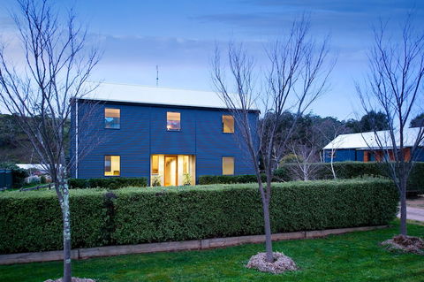 Alofi - Foster Accommodation 2