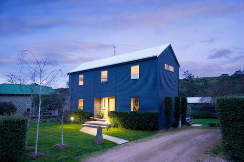Alofi - Foster Accommodation 1