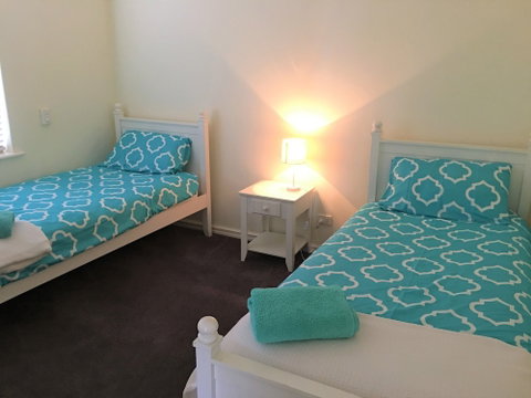 Mindarie Villa - Foster Accommodation 5