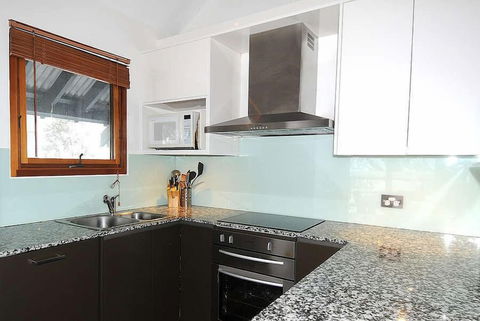 Ramshead Creek 3 - Foster Accommodation 1