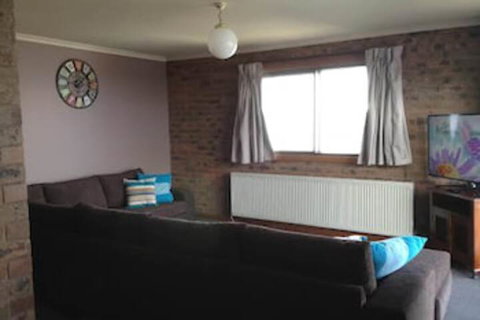 Lawlers 32 - Foster Accommodation 3