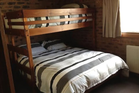 Lawlers 32 - Foster Accommodation 6