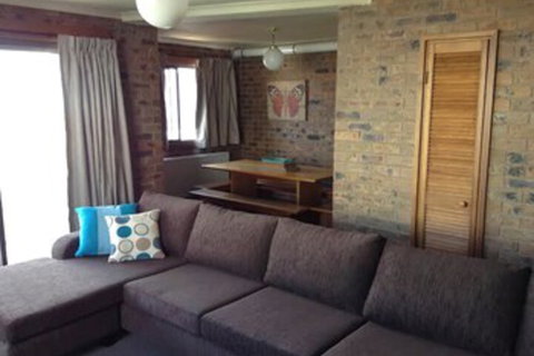 Lawlers 32 - Foster Accommodation 1