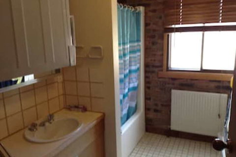 Lawlers 32 - Foster Accommodation 7