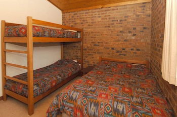 Lawlers 34 - Foster Accommodation 4