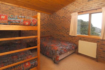 Lawlers 34 - Foster Accommodation 1