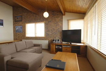 Lawlers 34 - Foster Accommodation 5