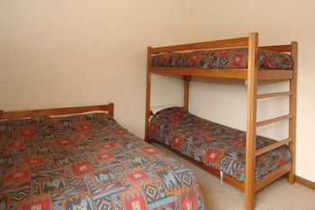 Lawlers 34 - Foster Accommodation 3