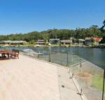 Cormorant Waterfront Home - Foster Accommodation
