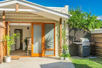 Half Moon Cottage - Foster Accommodation 4