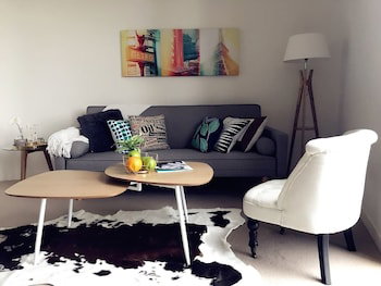 ILK Apartments South Yarra - Foster Accommodation 4