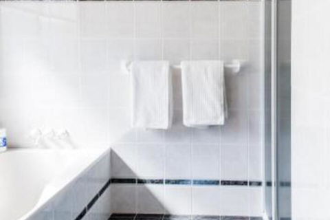 Ambience - Foster Accommodation 3