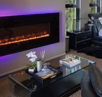 Amar Beachside Luxury - Foster Accommodation