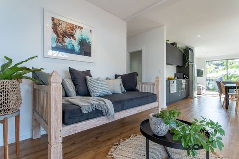 Yallingup Beach Home - Foster Accommodation 2