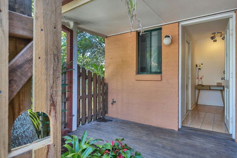 A PERFECT STAY - Mahogany Lodge - Foster Accommodation 1