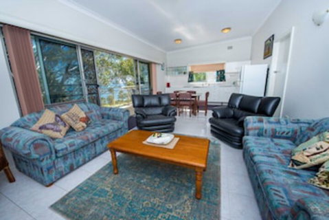 Fiddlers Green 8 Nelson Bay - Foster Accommodation 0