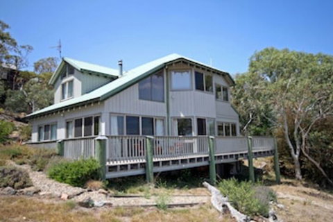 Snowgums On The Lake - Foster Accommodation 0