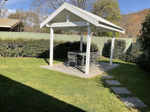 Valley View Townhouse - On The RAIL TRAIL - Foster Accommodation 6