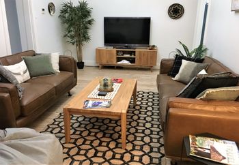 The Residences Number 51 - Foster Accommodation 1