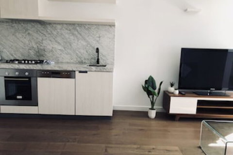 Level 8 Marvelous Apartment With Pool Access - Foster Accommodation 0