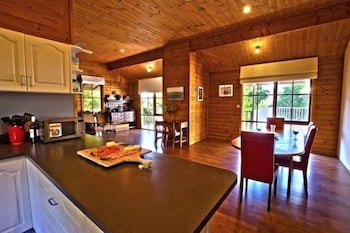 Namaste - Great Family Getaway - Foster Accommodation 2