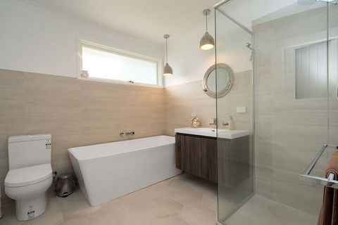 Xanadu Shores - Foster Accommodation 4