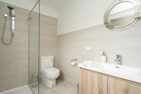 Xanadu Shores - Foster Accommodation 5