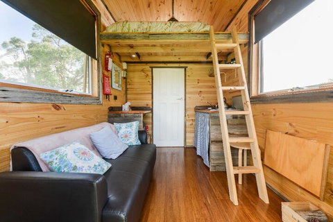 Live Big In The Gurdies Tiny House With A View - Foster Accommodation 2