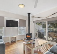 Blue Water 127 Government Road - Foster Accommodation